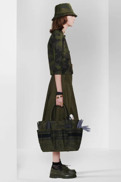 Look 73